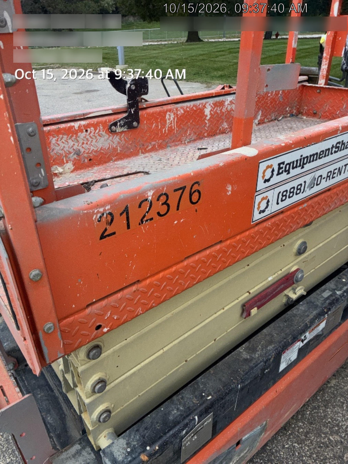 2022 JLG ES1932