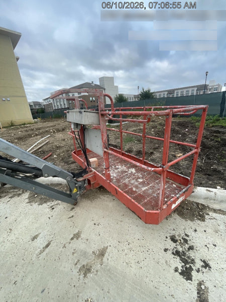 2018 Skyjack SJ86T Skyjack SJ86T w/Diesel Engine, Foam Filled Tires, Flashing Beacon, Glazier Kit