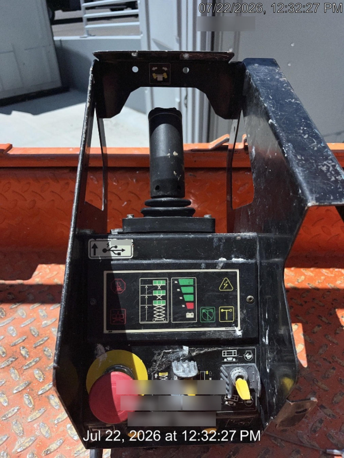 2022 JLG ES2632