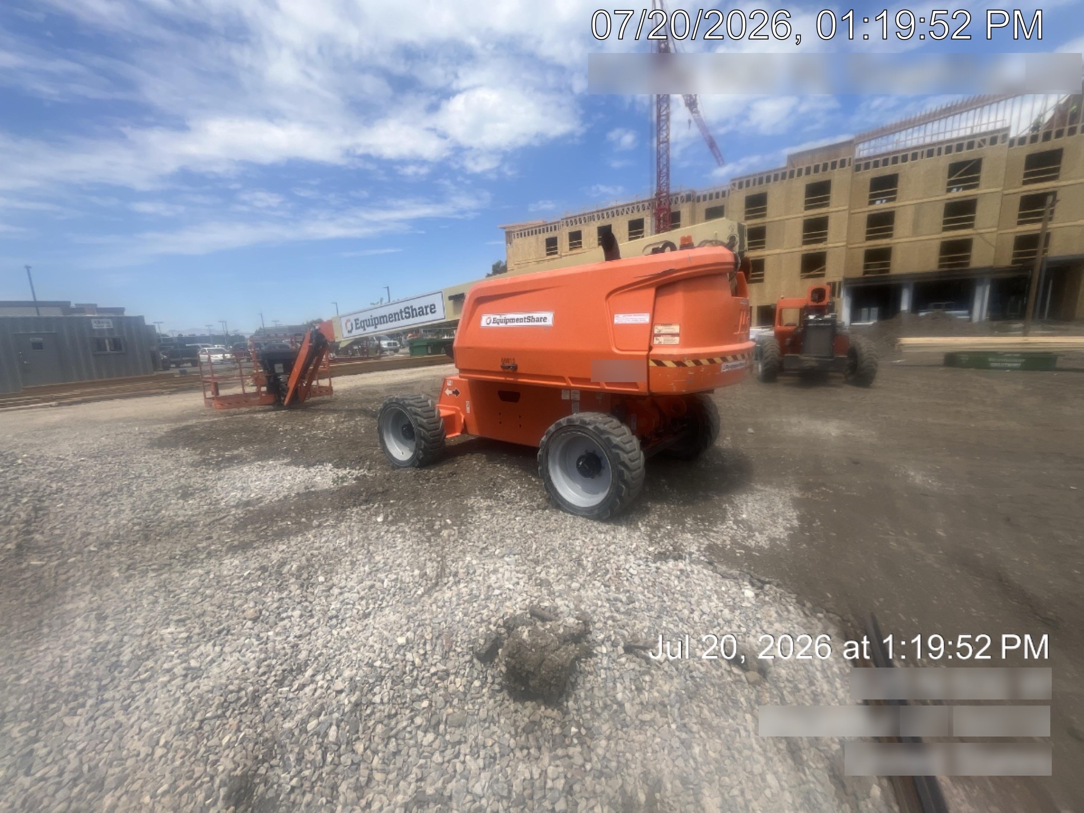 2020 JLG 660SJ