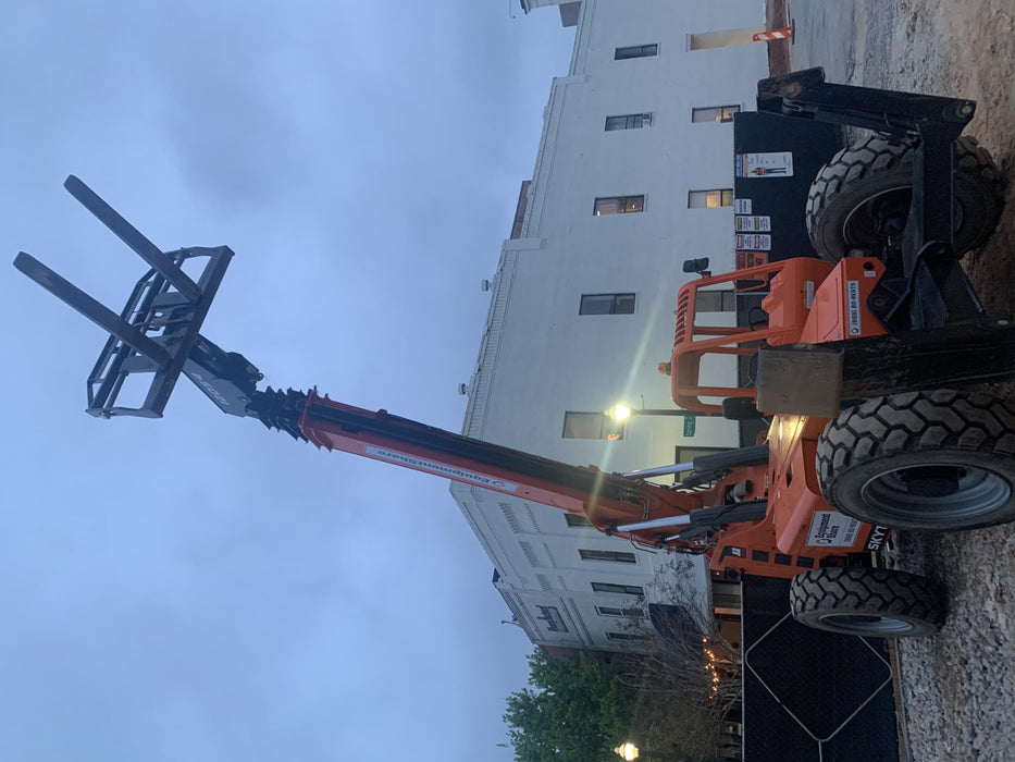 2020 SKYTRAK 12054