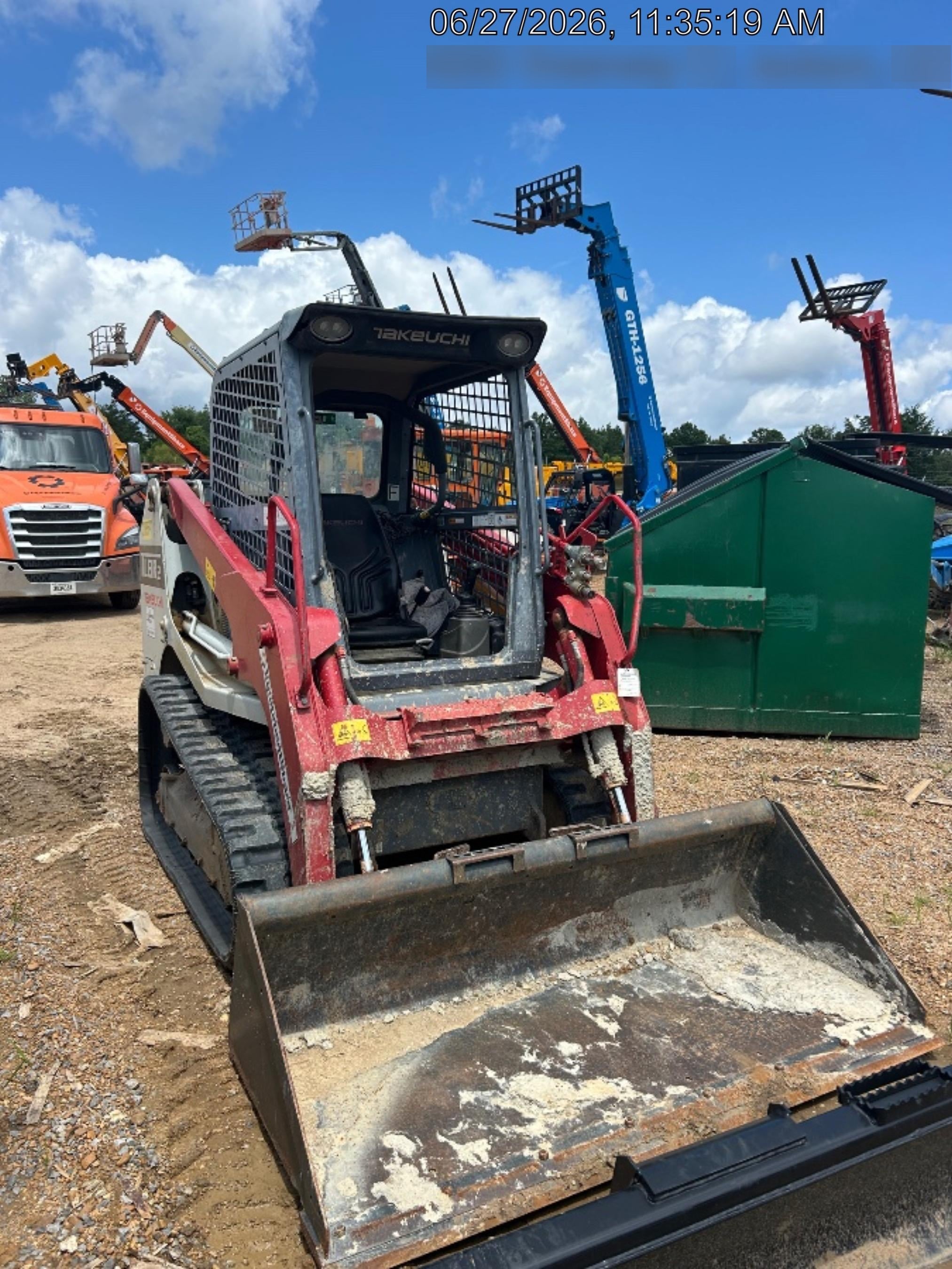 2022 TAKEUCHI TL8R2-R