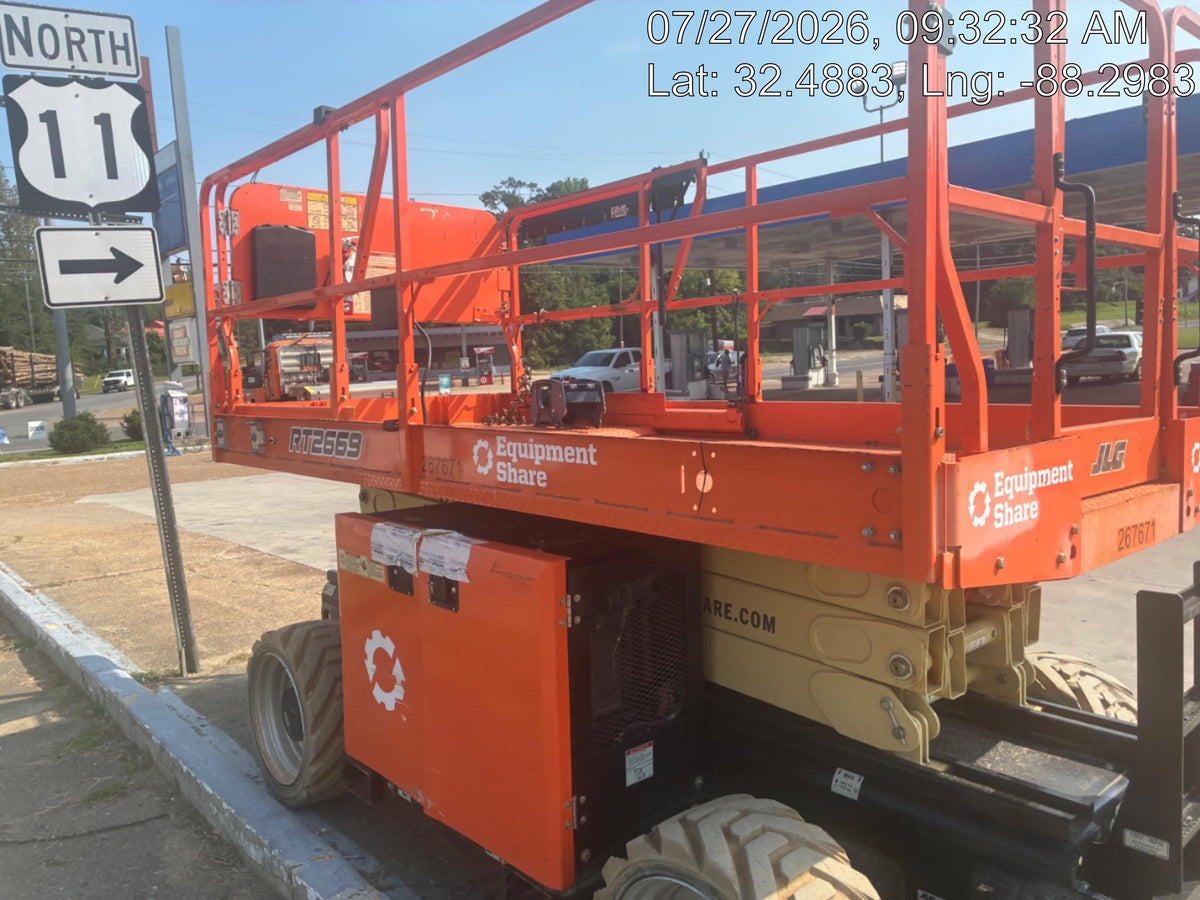 2022 JLG RT2669