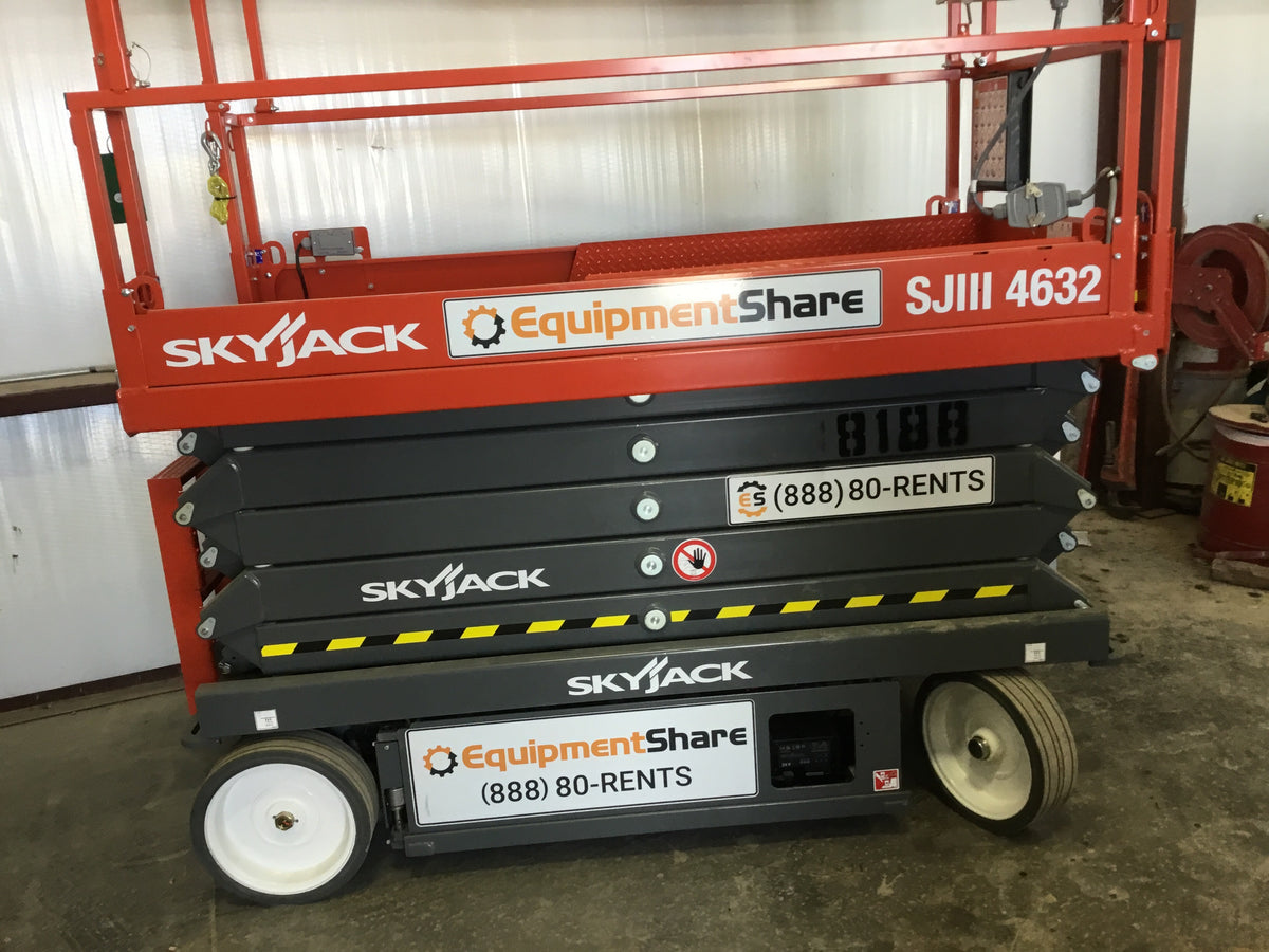 2018 Skyjack SJIII-4632 Skyjack SJIII4632 Scissor Lift w/Trojan Batteries