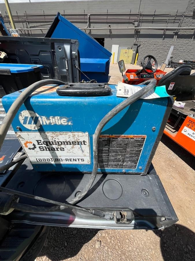 2023 MILLER ELECTRIC CST-282