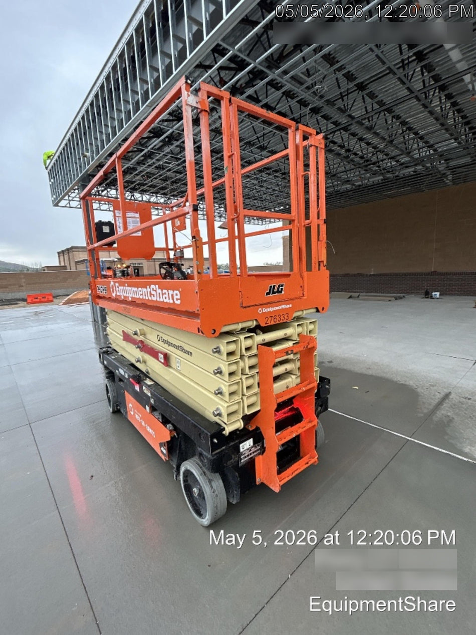 2022 JLG R4045