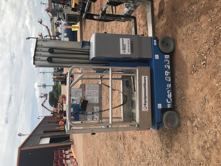 2019 GENIE GR-20