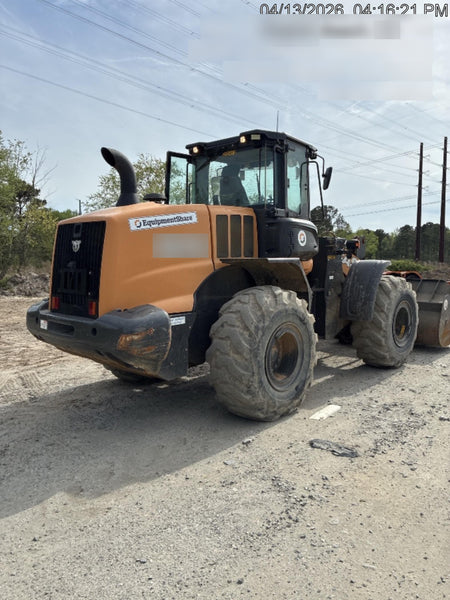 2022 CASE 821G