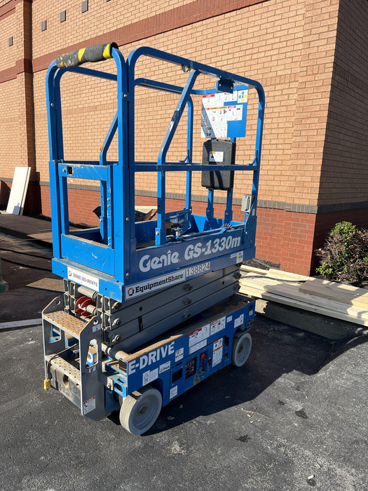 2021 GENIE GS-1330m