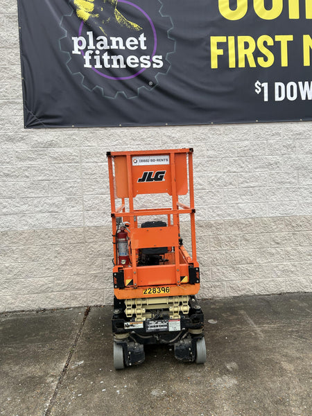2022 JLG ES1330L