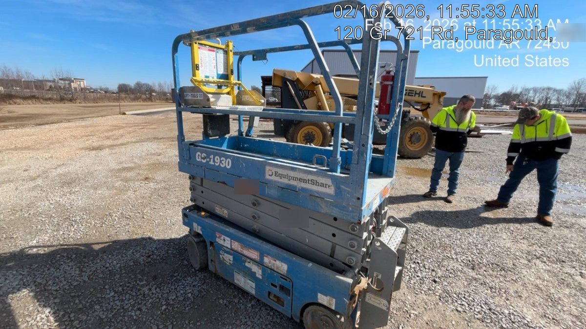 2019 Genie GS-1930 Fixed rails with chain Entry