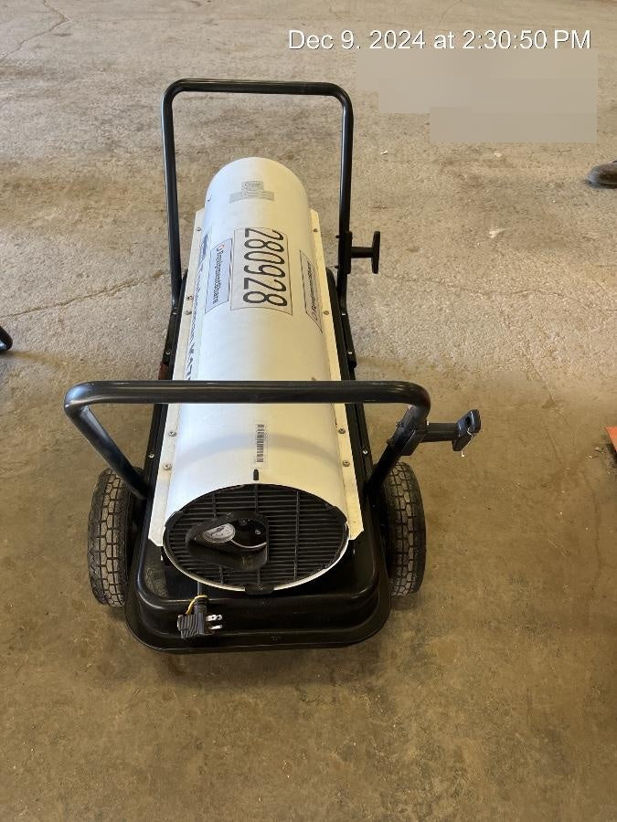 2022 LB WHITE Tradesman K175