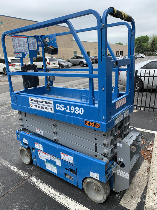 2020 Genie GS-1930 Solid Non Marking Tires, Beacon, Folding rails with half height swing gate