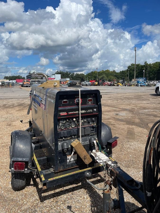 2019 Lincoln Electric Vantage 322 Welder Ready-Pak 3, Two wheel trailer, Fender and Light kit, Cable Rack