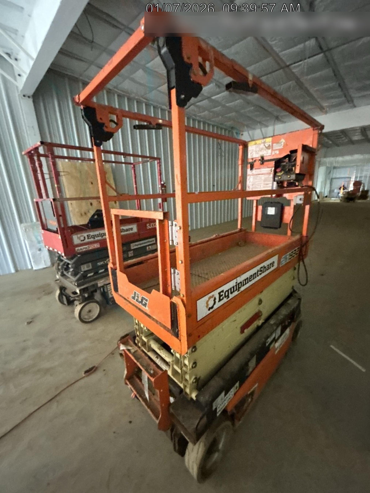 2021 JLG ES1932
