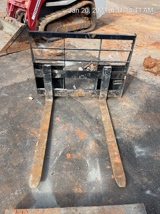 2022 ARROW MATERIAL HANDLING 48" Pallet Forks - Arrow