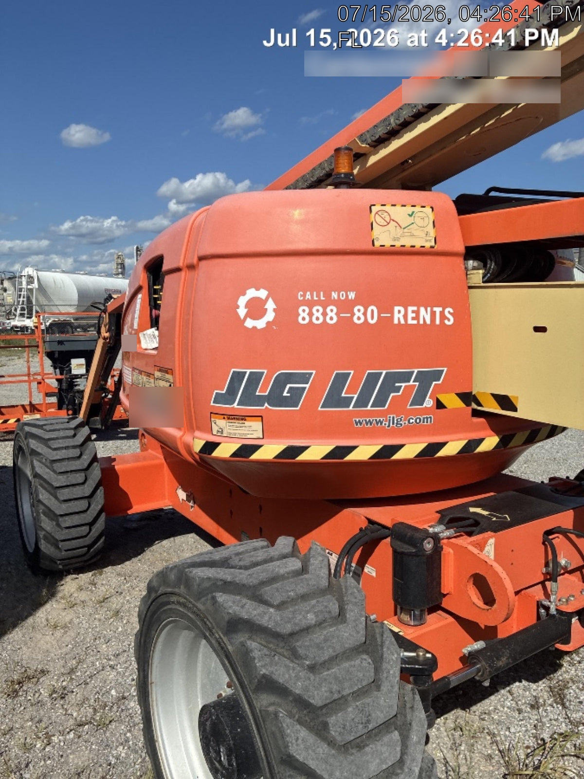 2022 JLG 600AJ