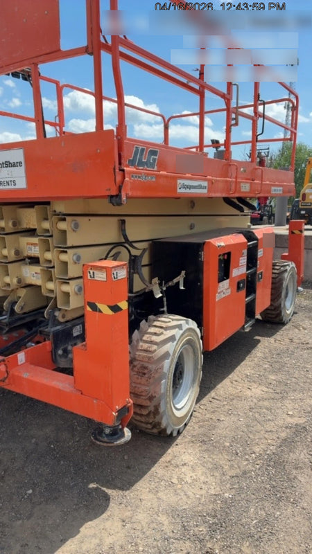 2019 JLG 430LRT