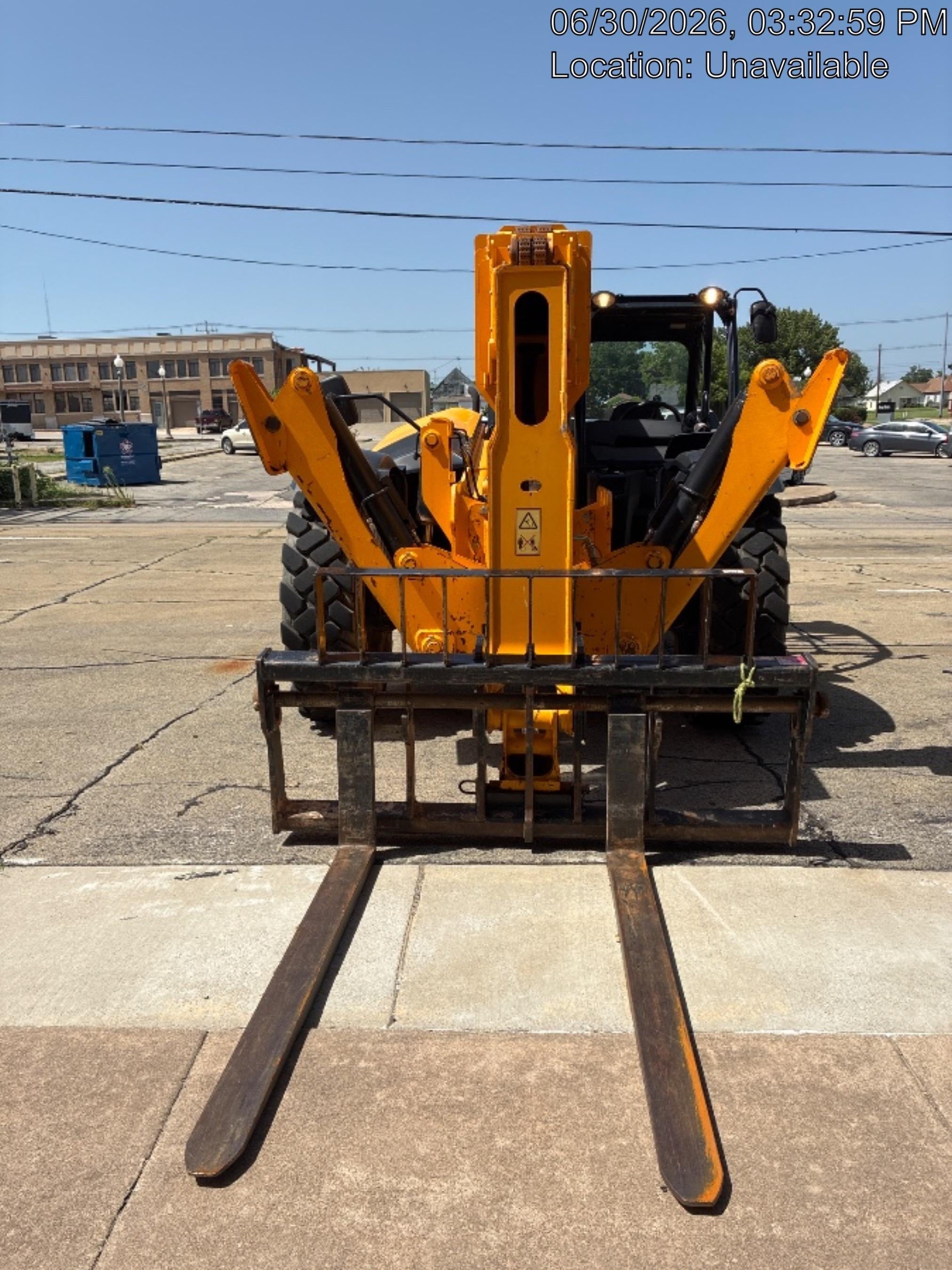 2023 JCB 510-56