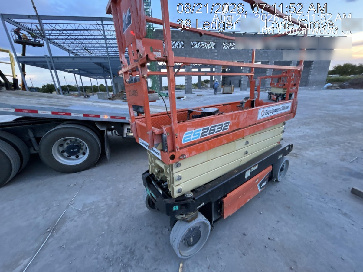 2022 JLG ES2632