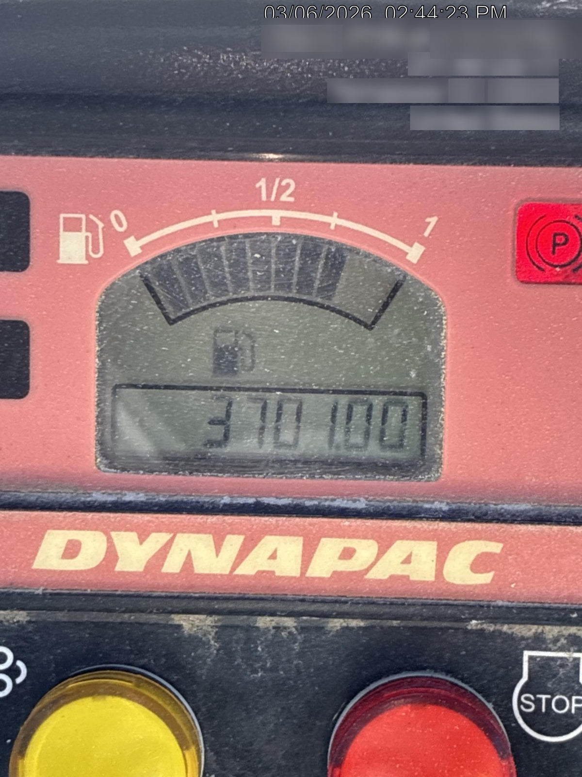 2020 DYNAPAC CA1400D