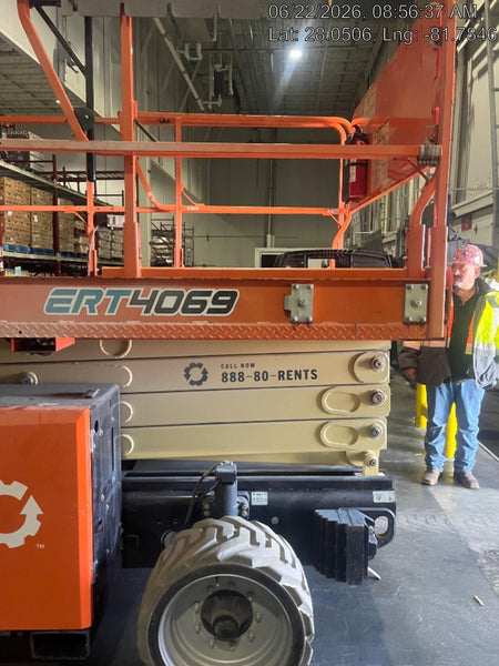 2023 JLG ERT4069