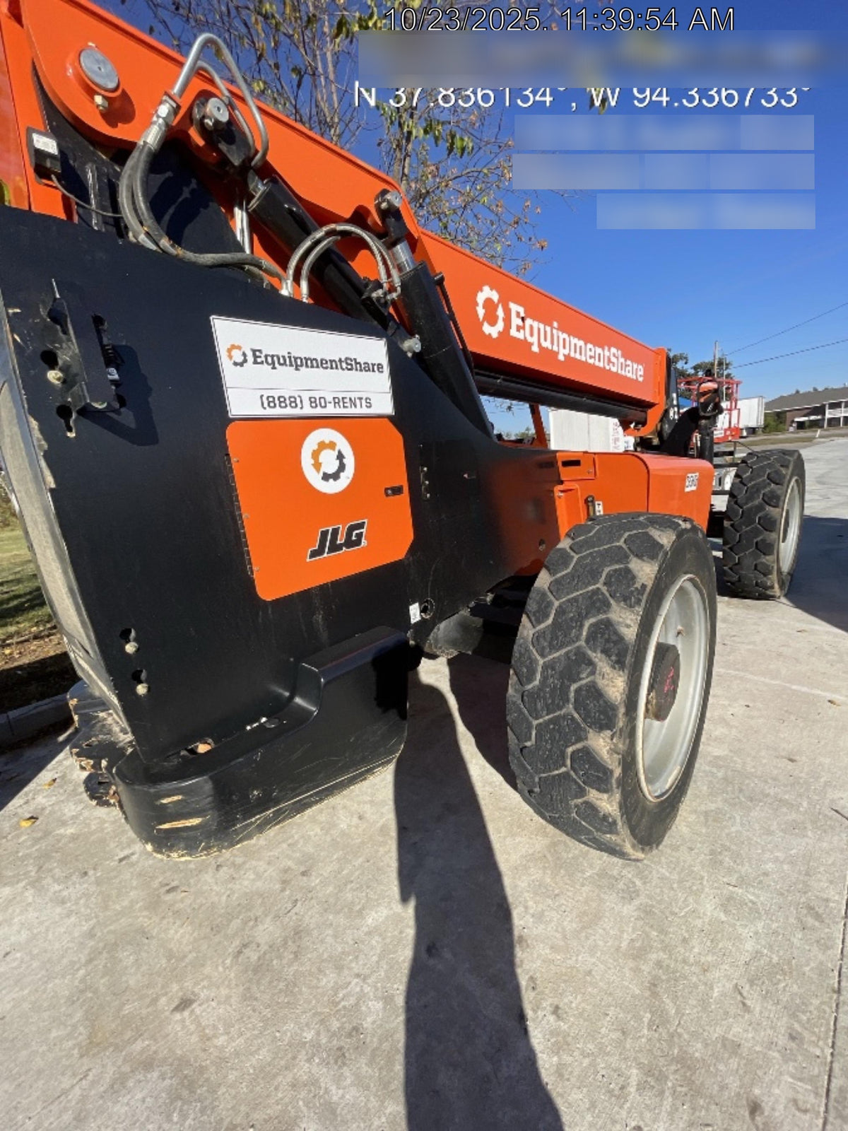 2023 SKYTRAK 8042