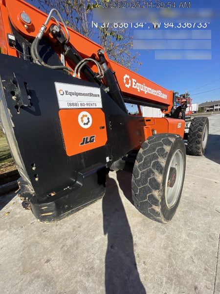 2023 SKYTRAK 8042