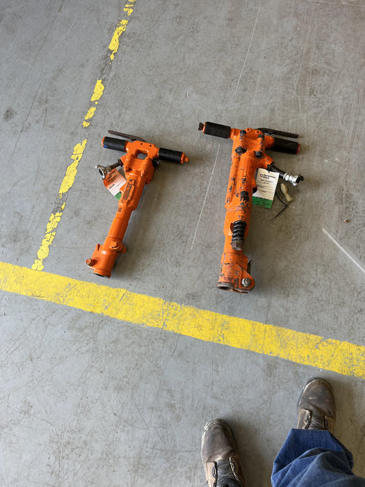 2021 MICHIGAN PNEUMATIC MP-30-1