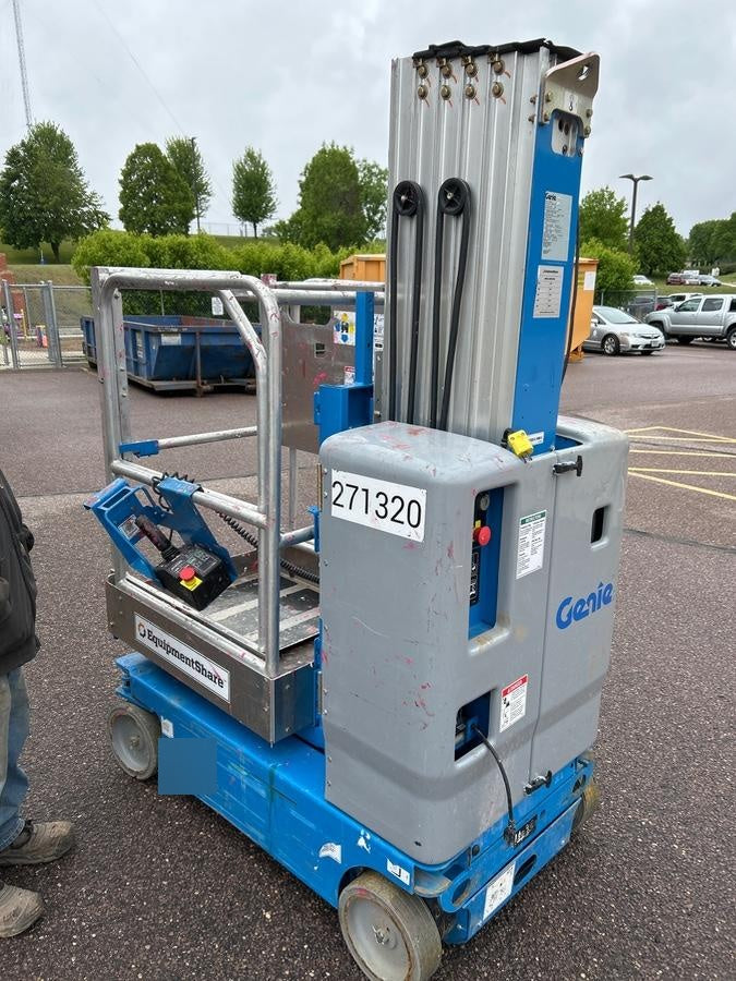 2022 GENIE GR-20