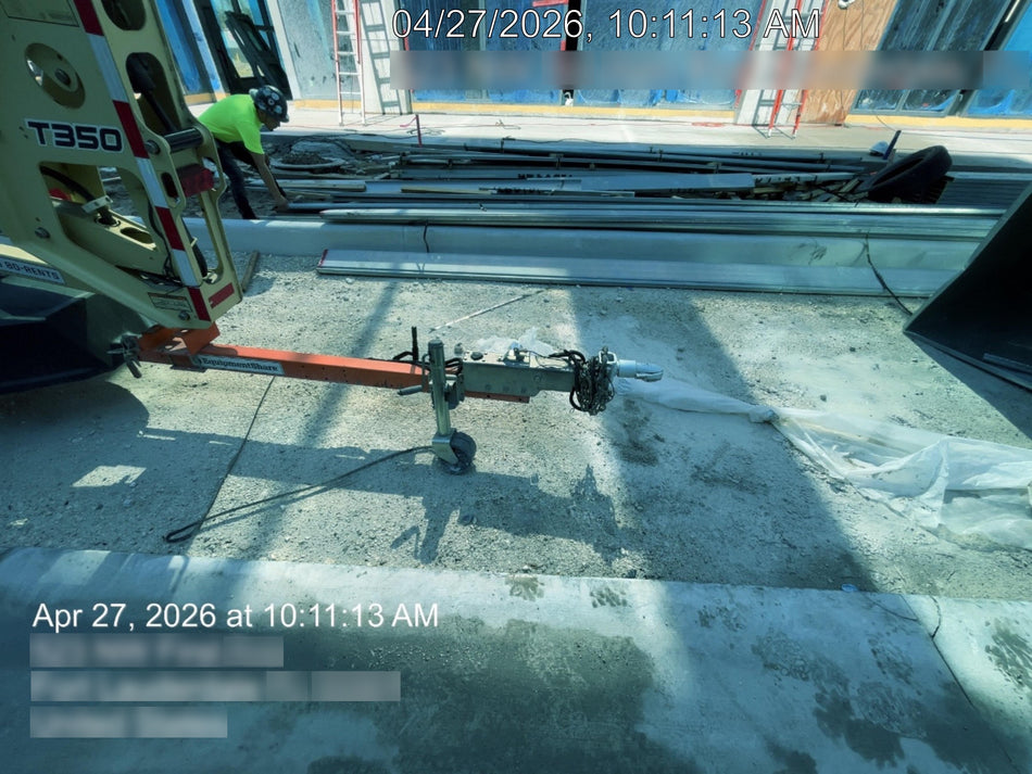 2022 JLG T350