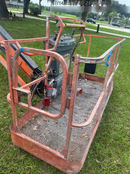 2019 JLG 660SJ