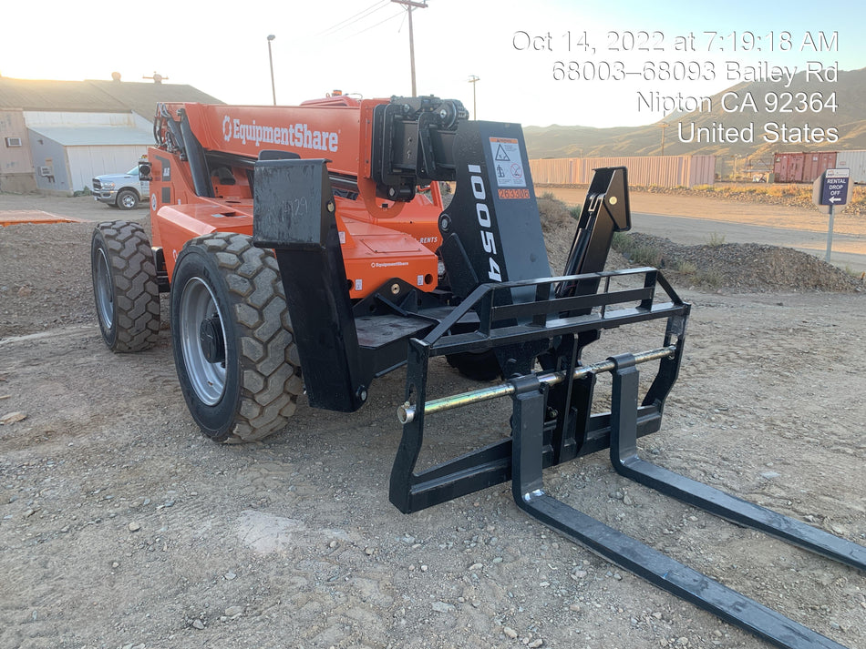 2022 SKYTRAK 10054
