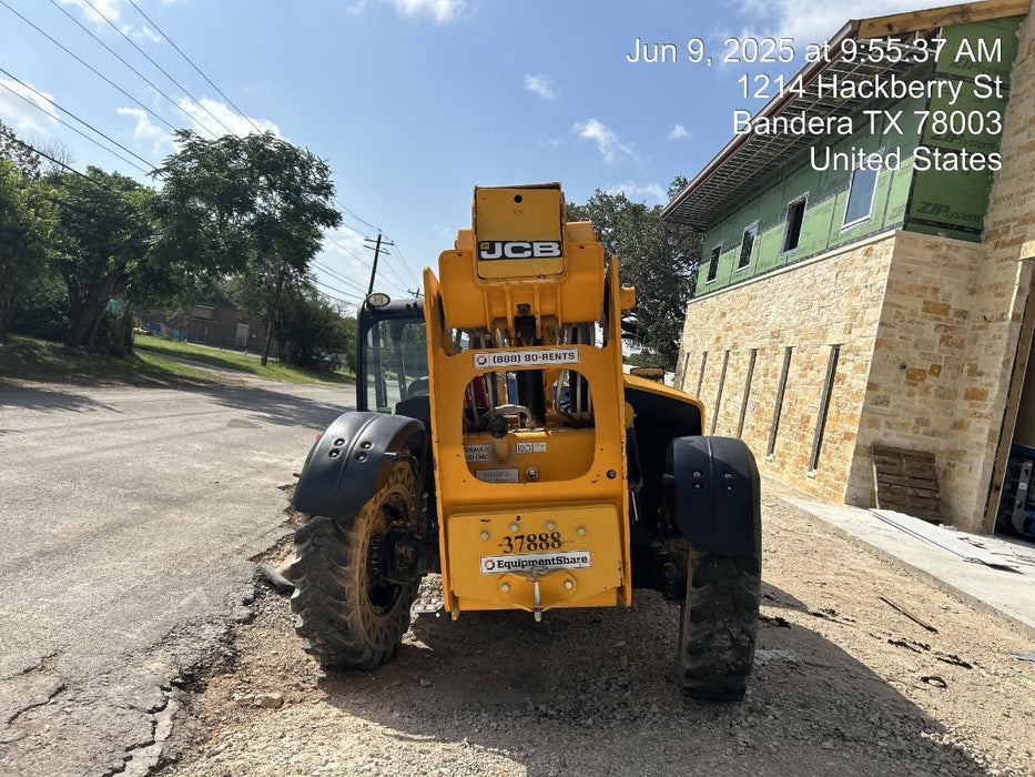 2019 JCB 509-42 Canopy, 74 HP, Solid Tires, STD Worklight, Beacon, Aux Hydraulics, Lifting Eye, Back up Alarm
