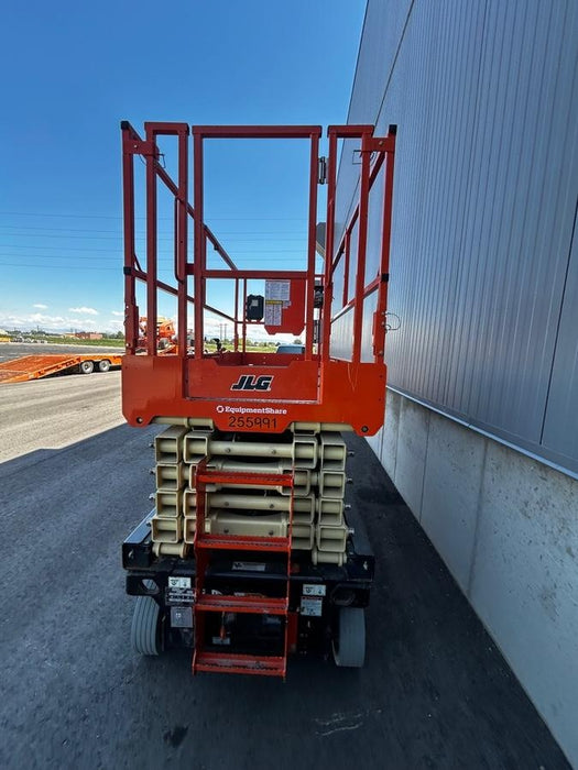 2022 JLG R4045