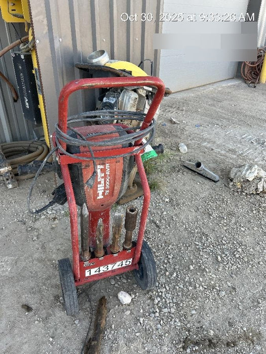 2021 HILTI TE 3000-AVR