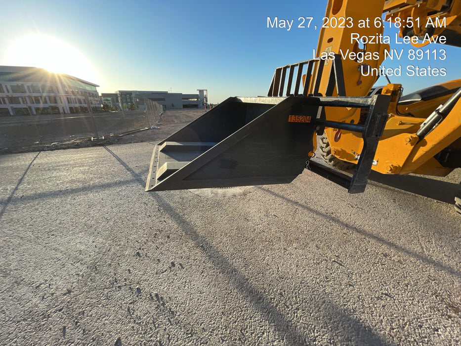 2021 ARROW MATERIAL HANDLING Telehandler Fork Bucket