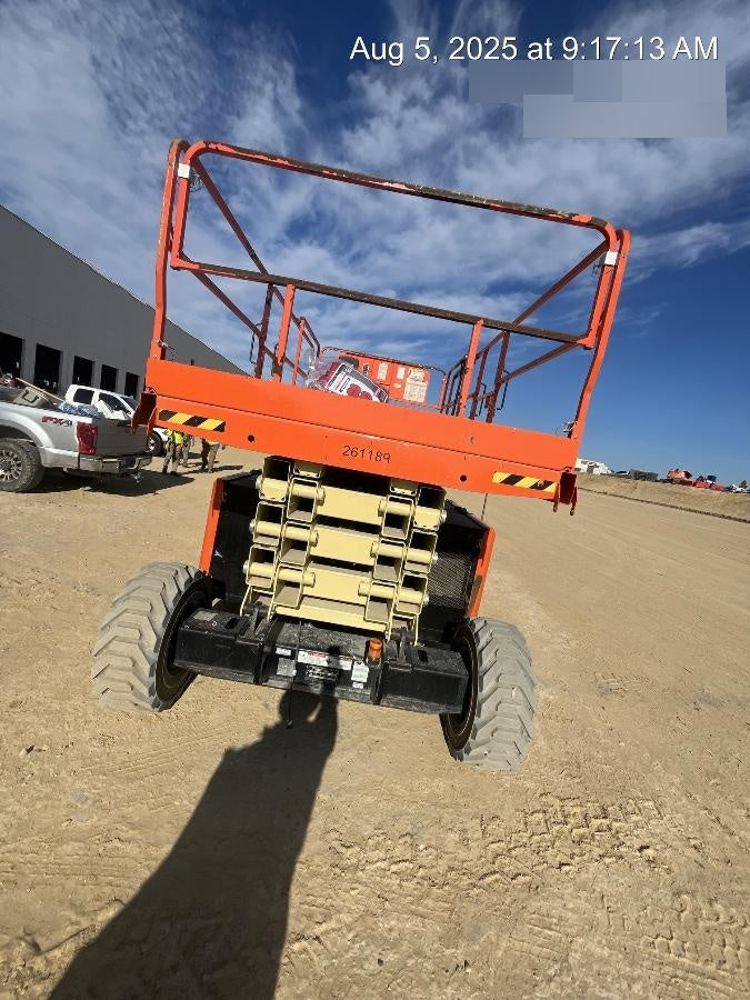 2022 JLG 4394RT