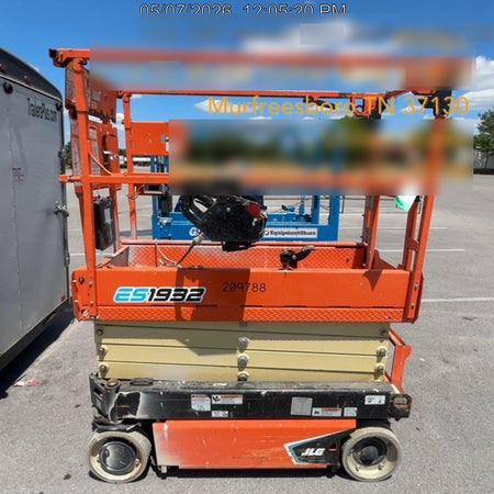 2022 JLG ES1932