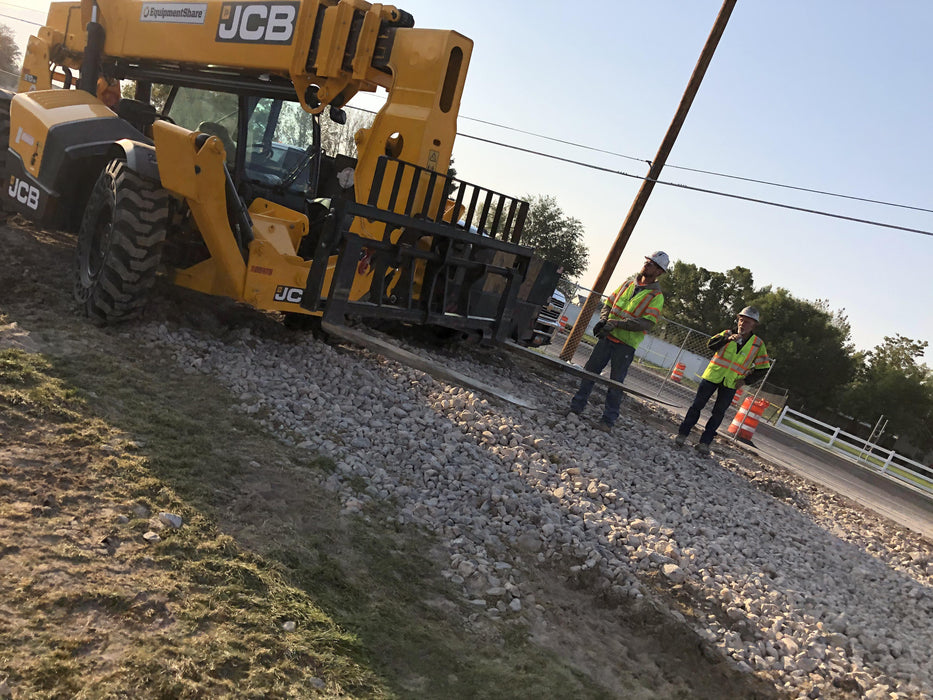 2020 JCB 510-56 Cab/Heat/Air, Solid Tires, Work Lights, Beacon, Aux Hydraulics, Back up Alarm, Lifting Eye, ES Decals