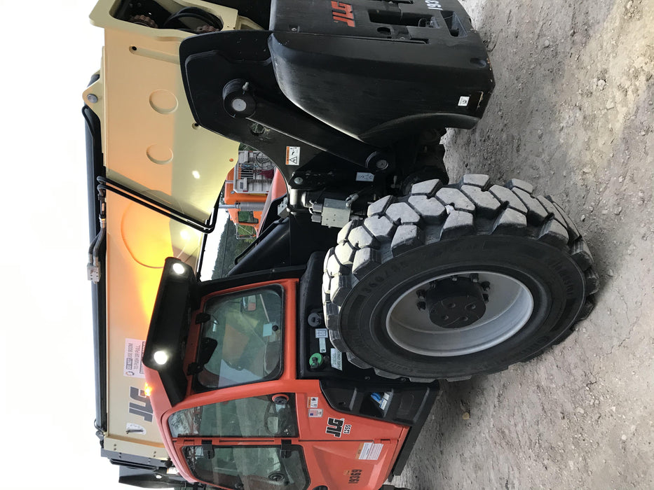 2019 JLG 1255 JLG 1255 T4F w/Full Cab, HVAC, Solid Tires, Work Lights/Beacon, 60" Carriage/Forks