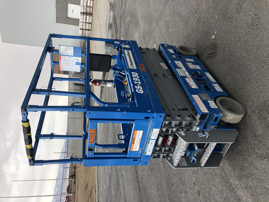2020 Genie GS-1930 Solid Non Marking Tires, Beacon, Folding rails with half height swing gate