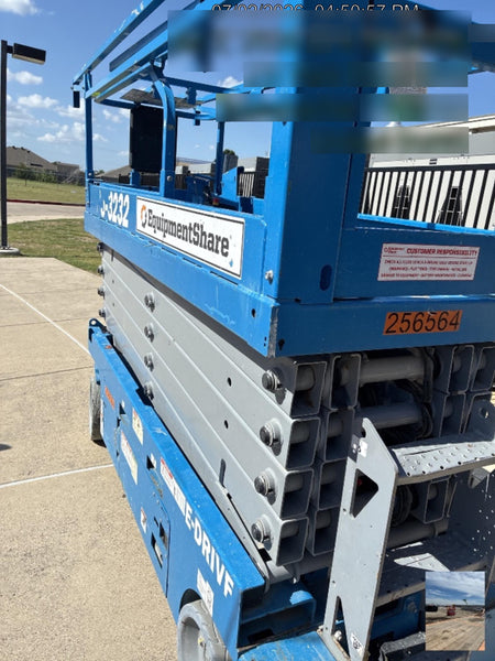 2022 GENIE GS-3232