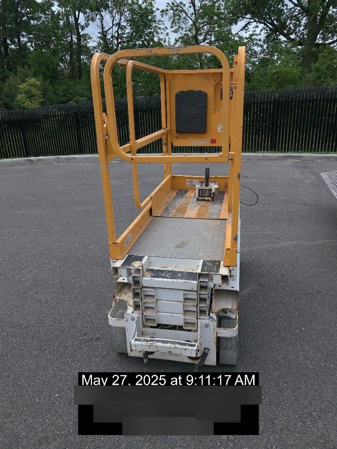 Custom Equipment HB-1430 Hy-Brid Scissor Lift
Platform capacity up to 670 lbs
Working height up to 20 ft
Weighs under 1,700 lbs
Non-marking wheels