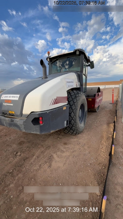 2023 DYNAPAC CA2500D