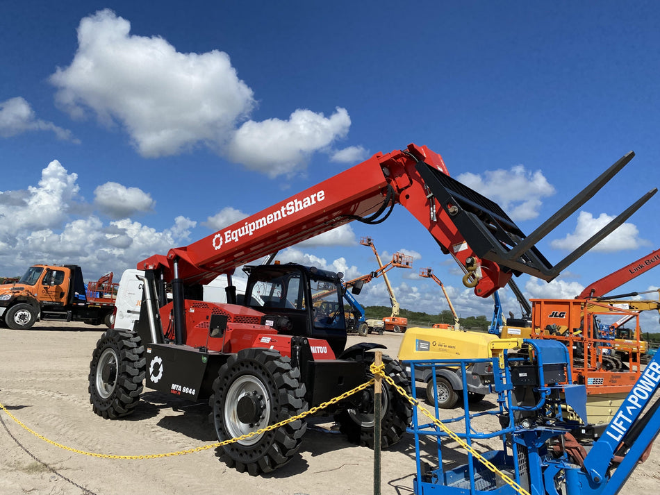 2022 MANITOU MTA8044