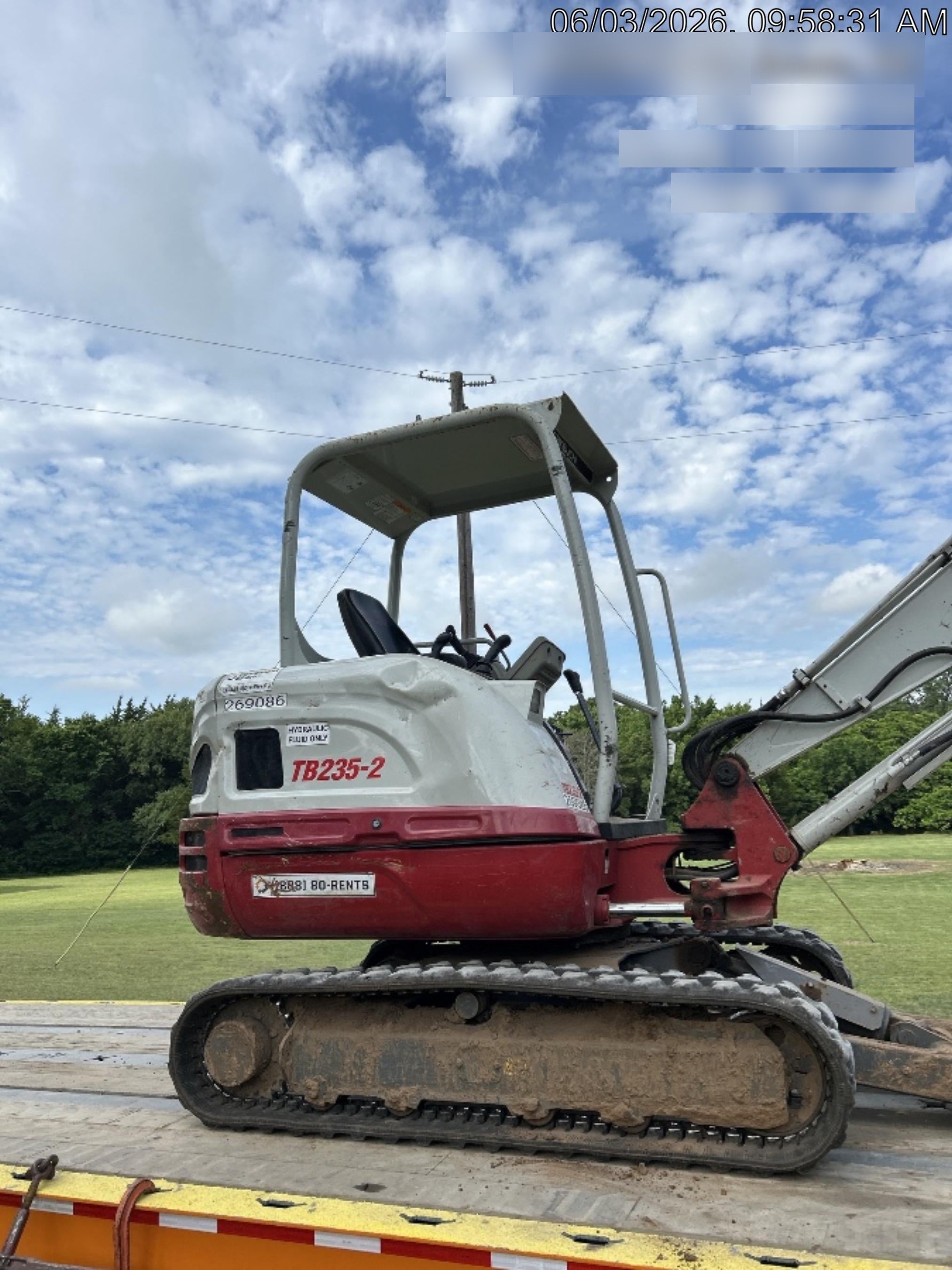 2022 TAKEUCHI TB235-2R