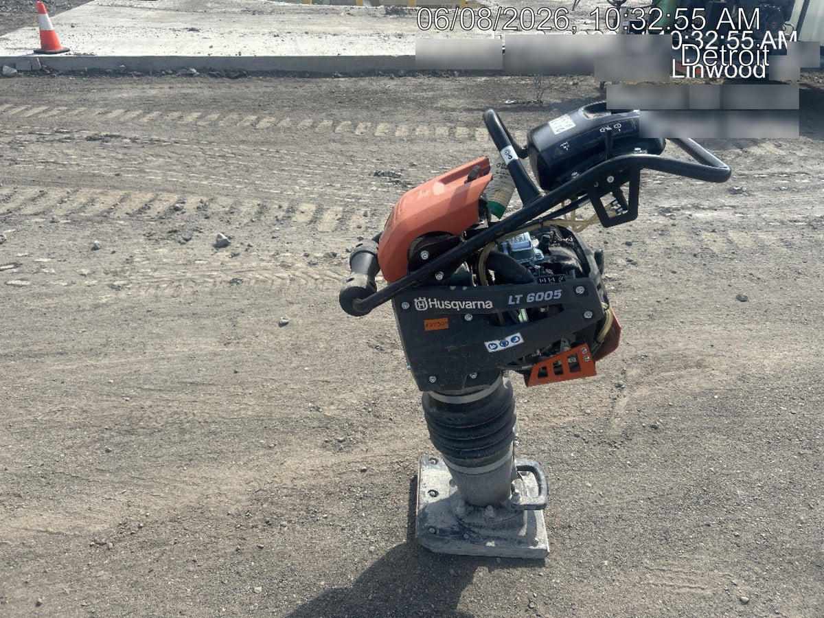 2024 HUSQVARNA LT6005