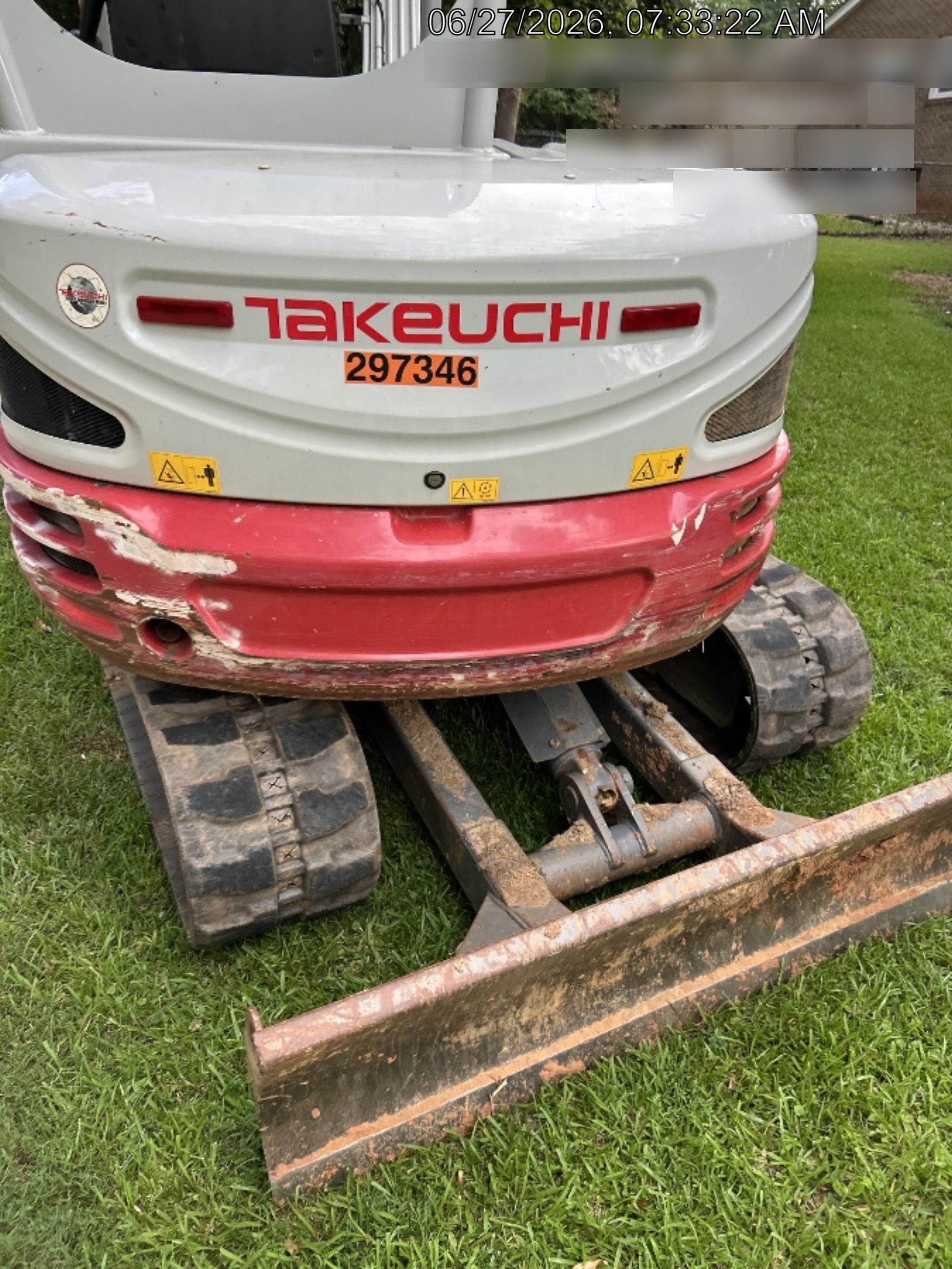 2023 TAKEUCHI TB250-2R