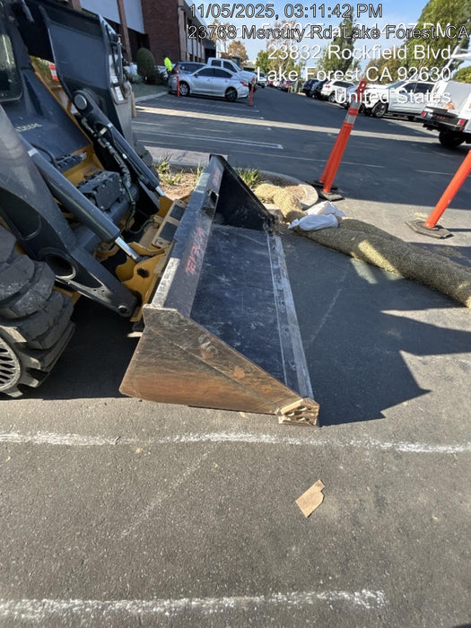 2025 TAKEUCHI 76" Smooth Bucket - Takeuchi